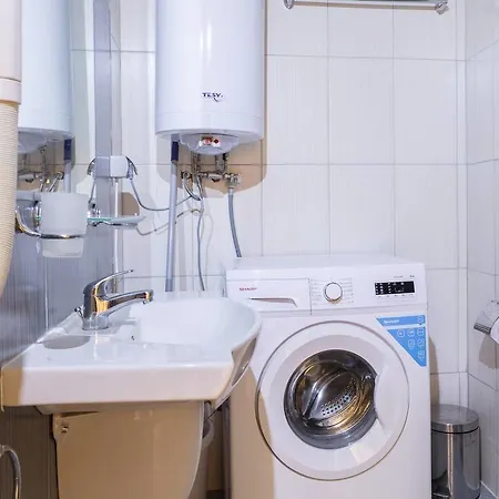 Apartman 1bedroom W Balcony &kitchen+washer❤c310❤ *